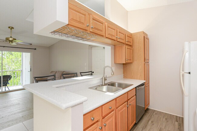 Building Photo - 2504 SE Anchorage Cove