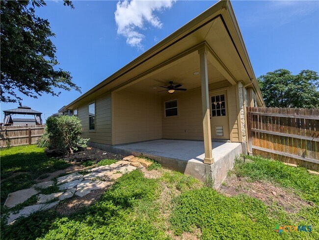 Building Photo - 2937 Post Oak Cir