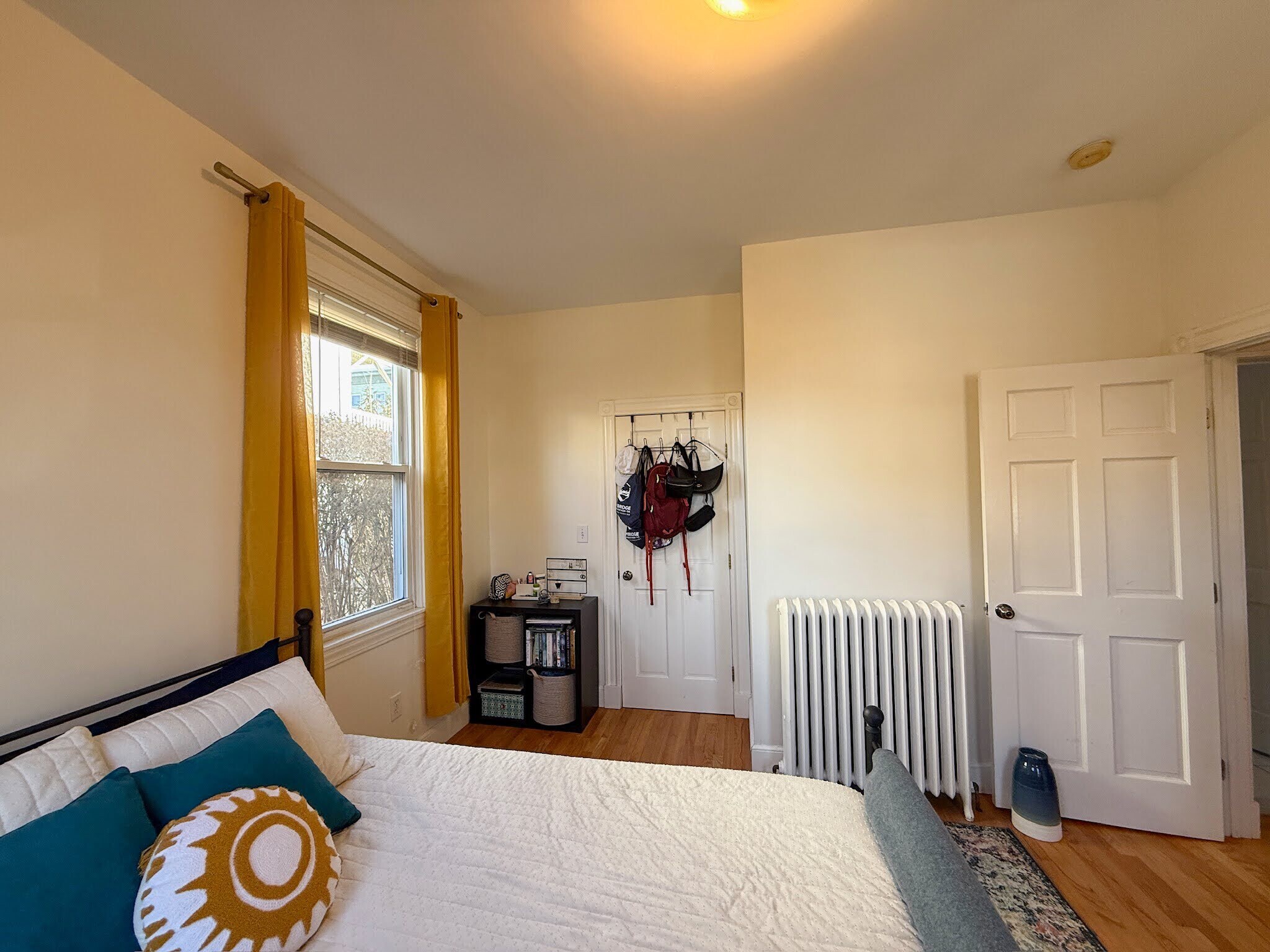 Building Photo - 283 Summer St