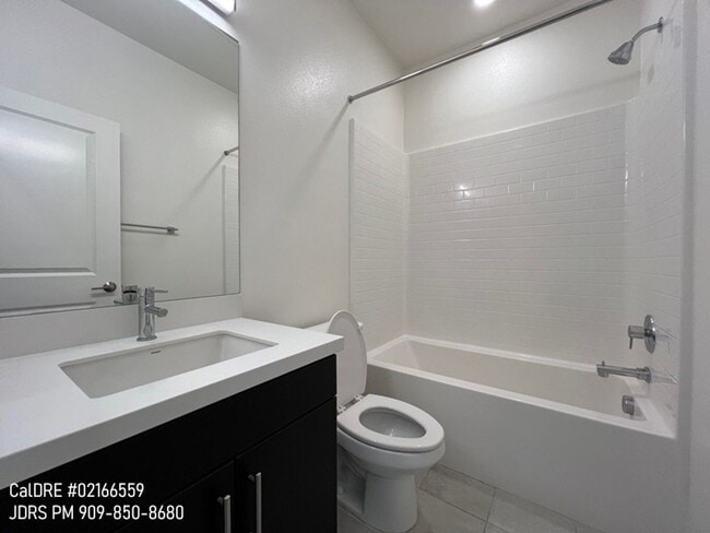 Building Photo - Price Lowered! Rancho Cucamonga 3 Bedroom Condo