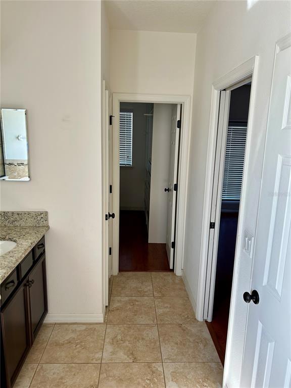 Building Photo - 8818 Tropical Palm Dr