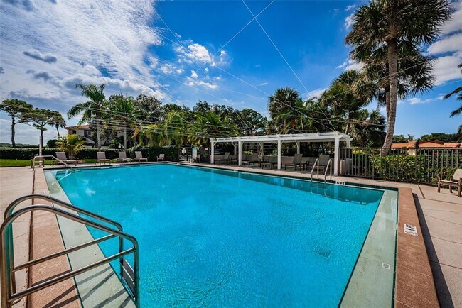 Building Photo - 1802 Mariner Dr