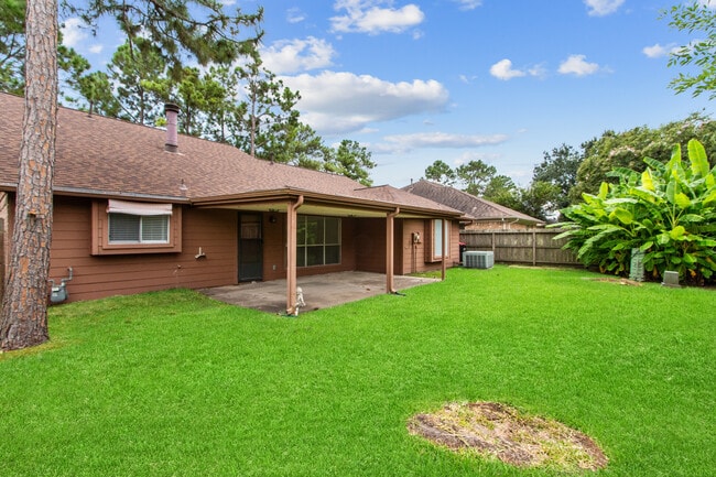 Building Photo - 7019 Yardley Dr