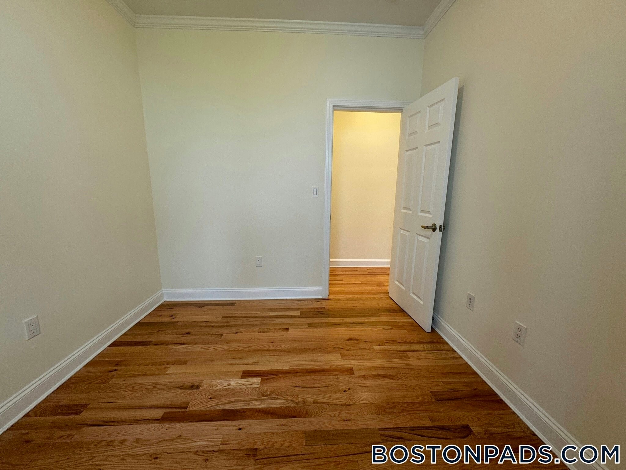 Building Photo - 3 Chauncy St