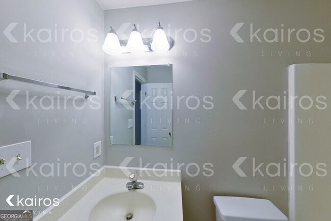 Building Photo - 223 Peltry Dr