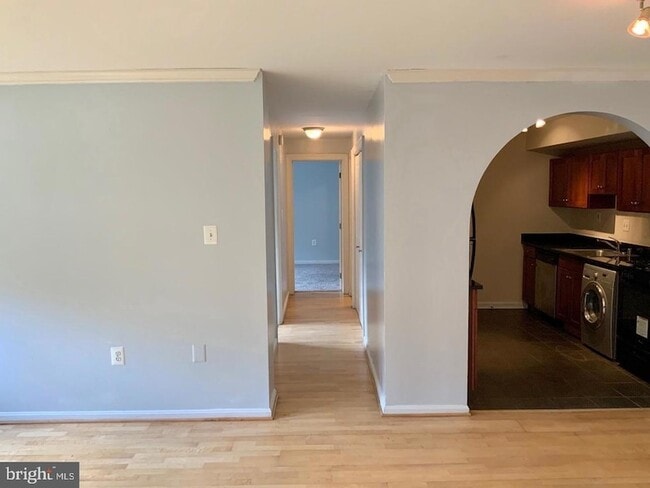 Building Photo - 3109 Naylor Rd SE