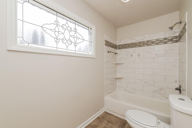 Building Photo - 7325 English Cove