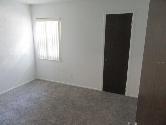 Building Photo - 1143 85th Terrace N