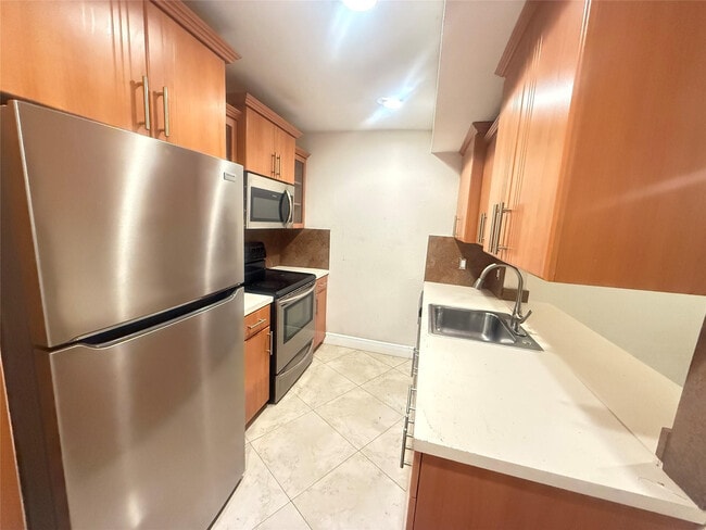 Building Photo - 5646 Blueberry Ct