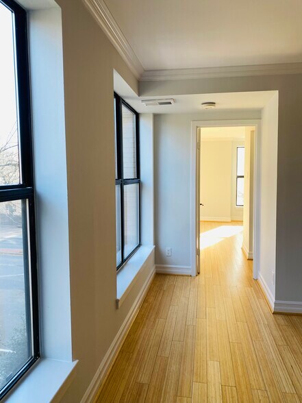 also door to the bedroom - 2501 K St NW