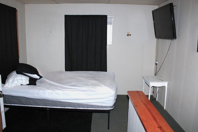 Building Photo - 967-971 Ch ADV RESIDENTIAL