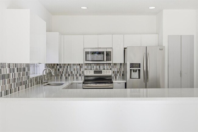 Building Photo - 12920 SW 143rd Terrace