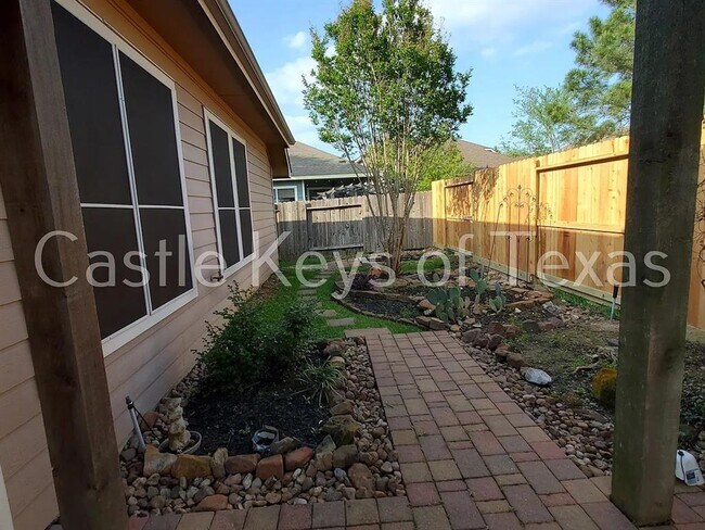 Building Photo - 31014 Blue Ridge Park Ln