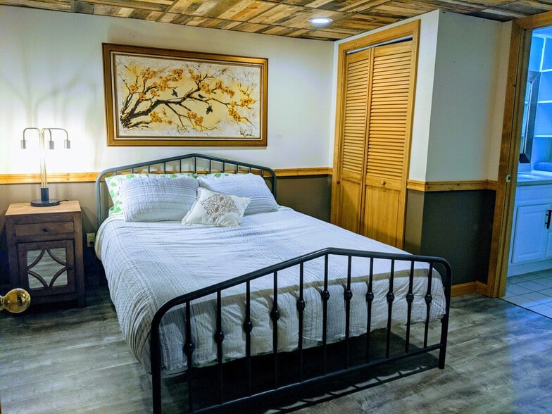 Building Photo - 140 Paquette Cir