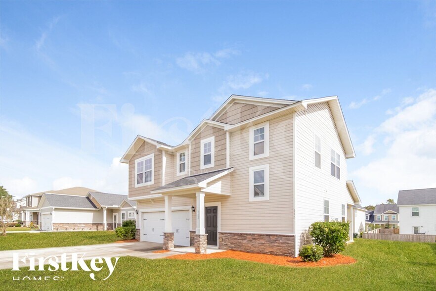Building Photo - 113 Hyrne Dr