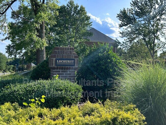 Building Photo - 4540 Pebble Lake Dr
