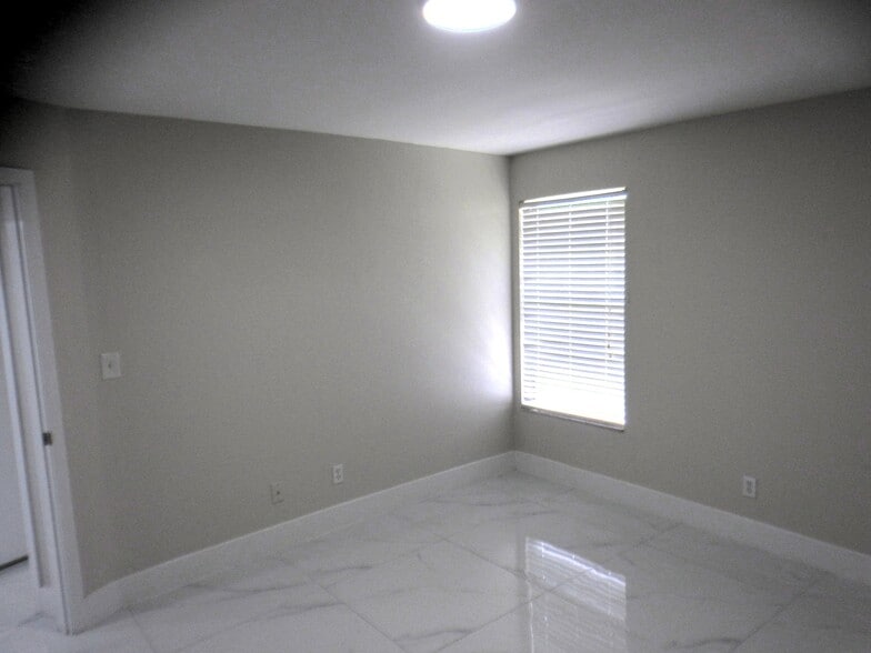 Building Photo - 4773 Orange Grove Blvd