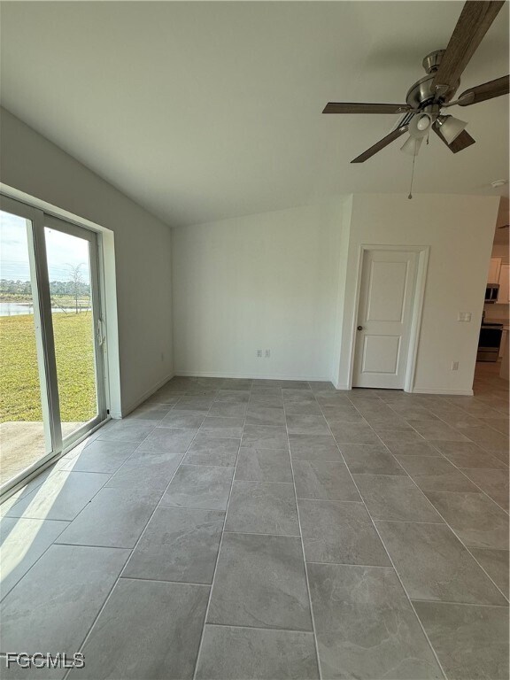 Building Photo - 3844 Treasure Oak Wy