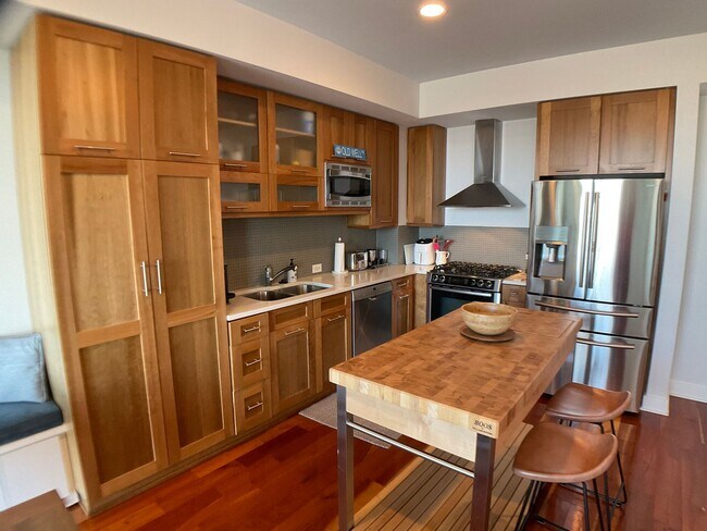 Building Photo - Rare Greenbridge Rental with West Facing Long Range Views!