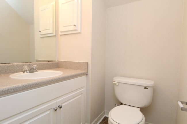 Building Photo - Modern 3-Bedroom Two-Story Home Featuring 2-Car Garage, Open Great Room with Fireplace, Private P...