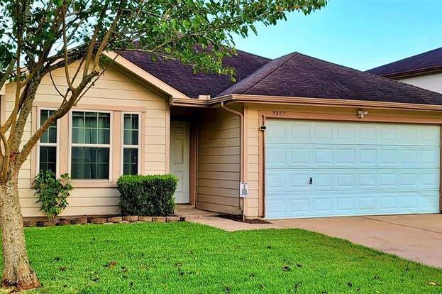 Building Photo - 5207 Riverwood Dr