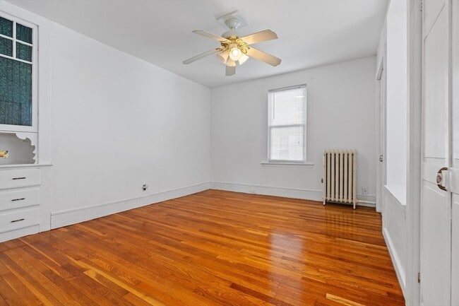 Building Photo - 12 Lowell Pl