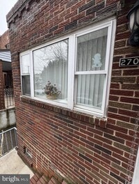 Building Photo - 2707 S 9th St