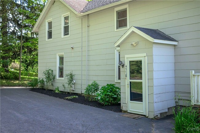 Building Photo - 4378 Jordan Rd