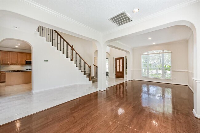 Building Photo - 11502 Bay Ledge Dr
