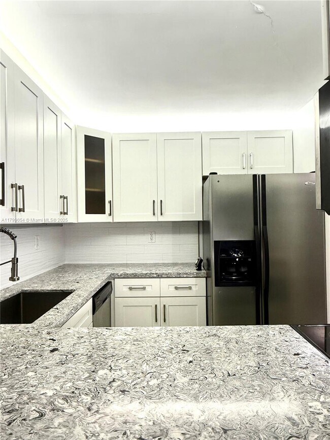 Building Photo - 851 Three Islands Boulevard