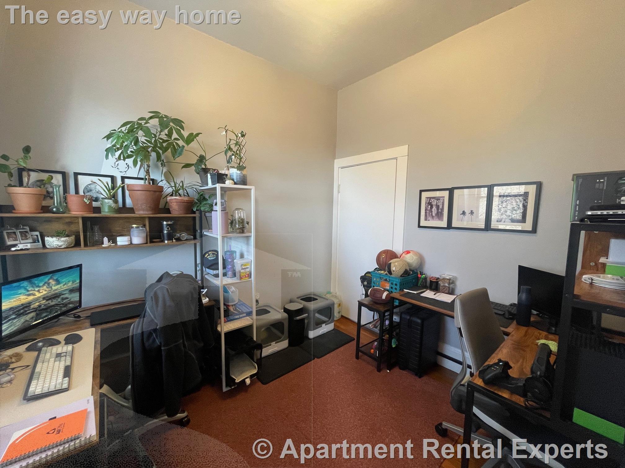 Building Photo - 61 Adams St