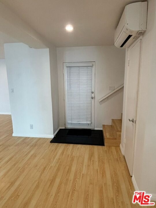 Building Photo - 24 Lighthouse St