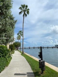 Building Photo - 801 Brickell Key Blvd
