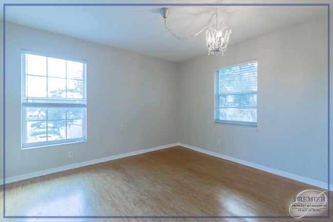 Building Photo - ***2+DEN/2 BATH***CENTRAL NAPLES***CYPRESS...