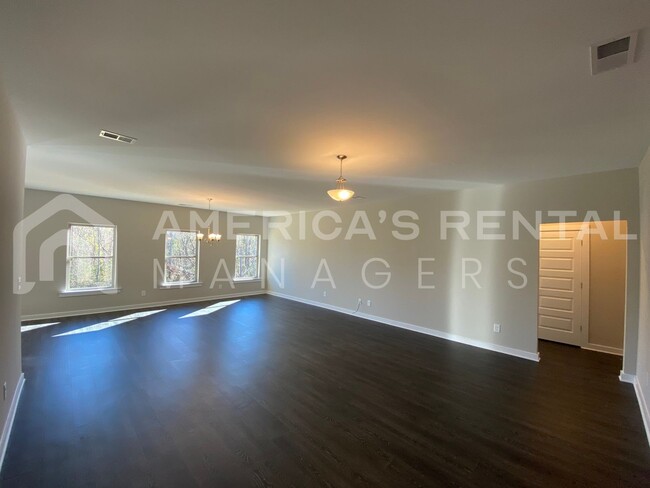 Building Photo - Home for Rent in Lincoln, AL.....Available...