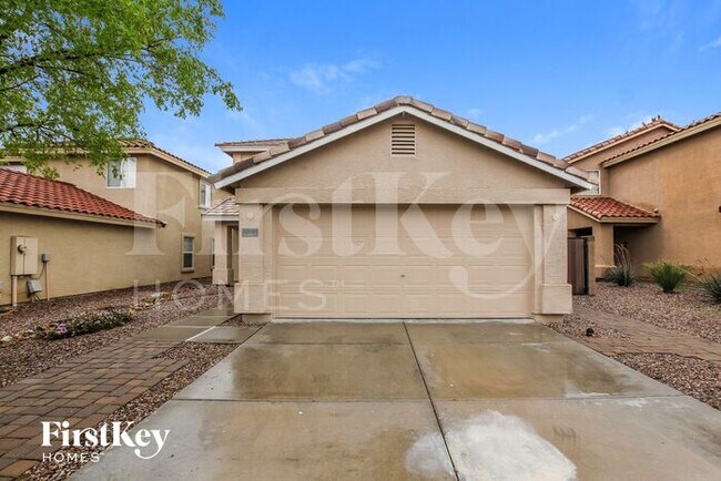 Primary Photo - 22805 W Solano Dr