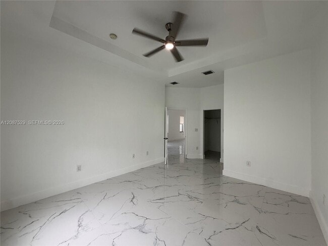Building Photo - 3961 NE 11th Dr