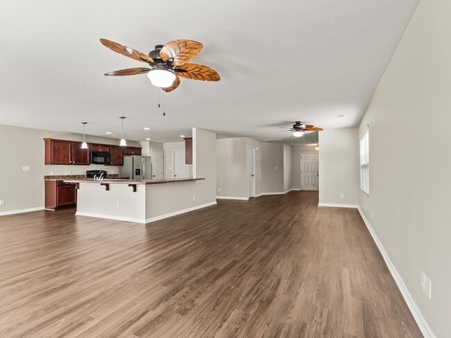 Building Photo - 208 Sedgewick Dr