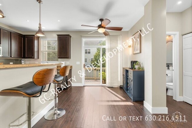 Building Photo - 927 Indigo Ct