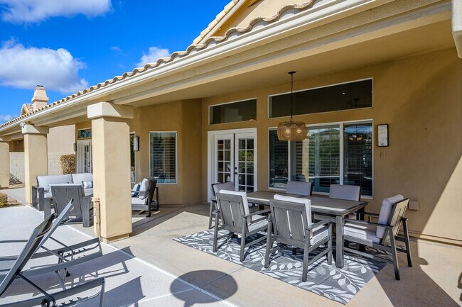 Building Photo - 9375 E Sutherland Way