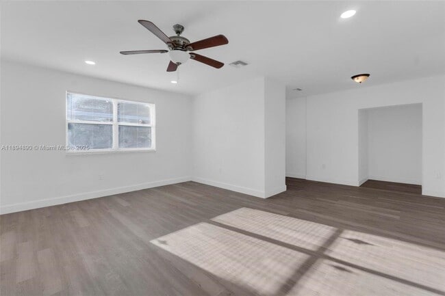 Building Photo - 3051 NW 77th St