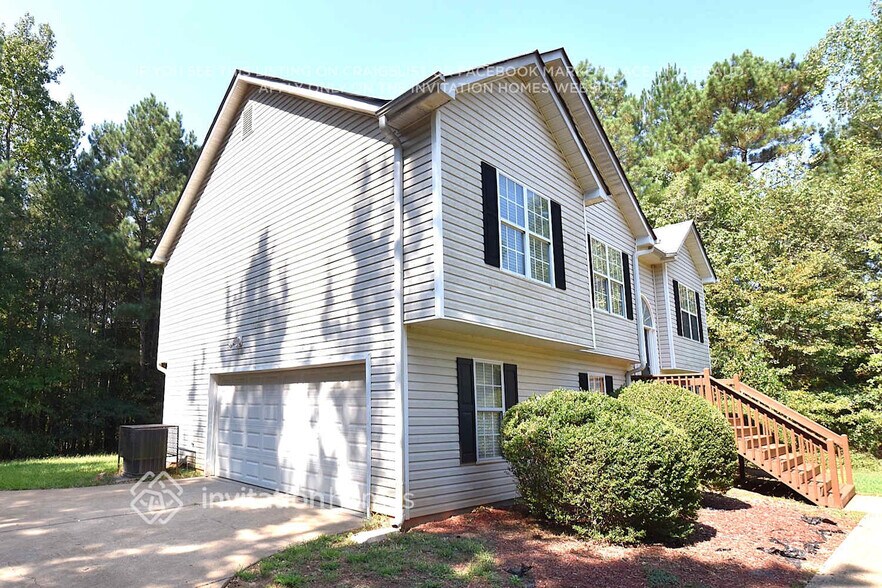 Building Photo - 402 Parlor Cir