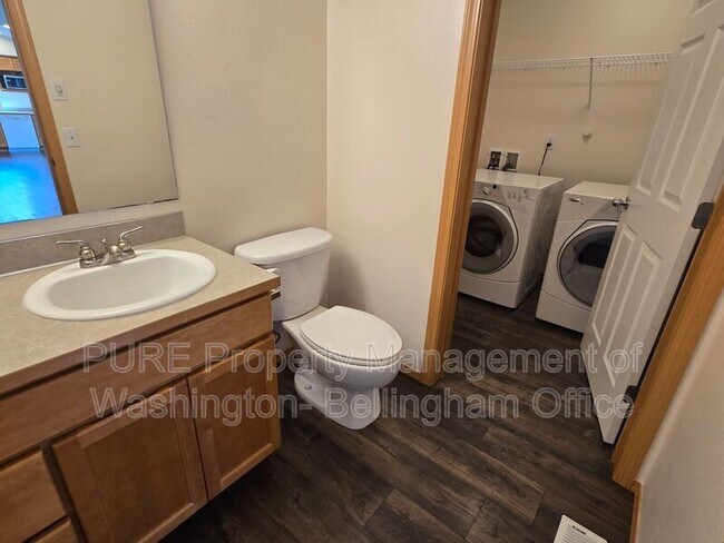 Building Photo - 4449 Jacob Pl