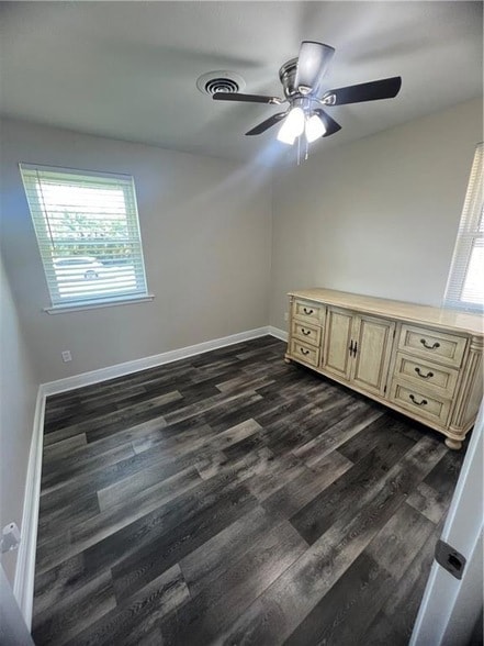 Building Photo - 2610 Idaho Ave