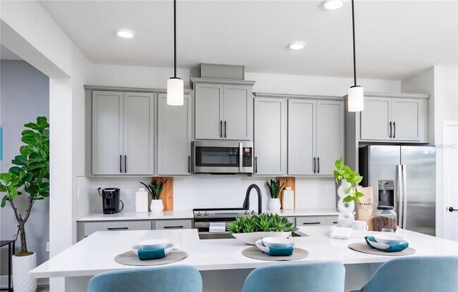 Building Photo - 15212 Tribute Ovation Way