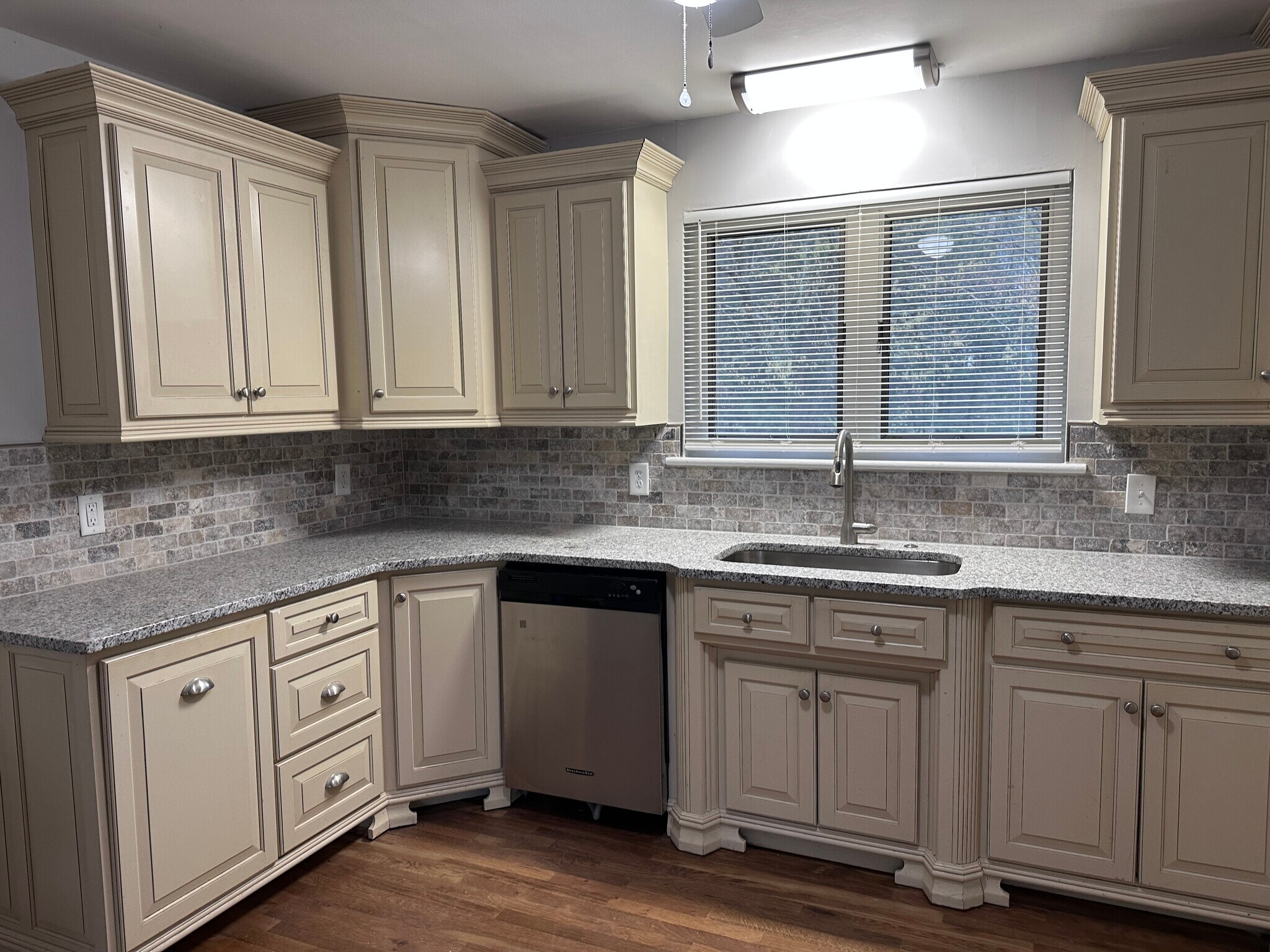 Building Photo - 1630 Peachtree Road