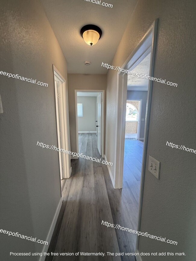 Building Photo - Nice Home For Rent
