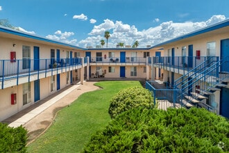 Building Photo - Knollwood Terrace