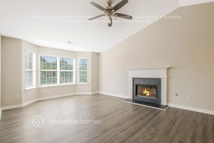 Building Photo - 3014 Lake Park Trail