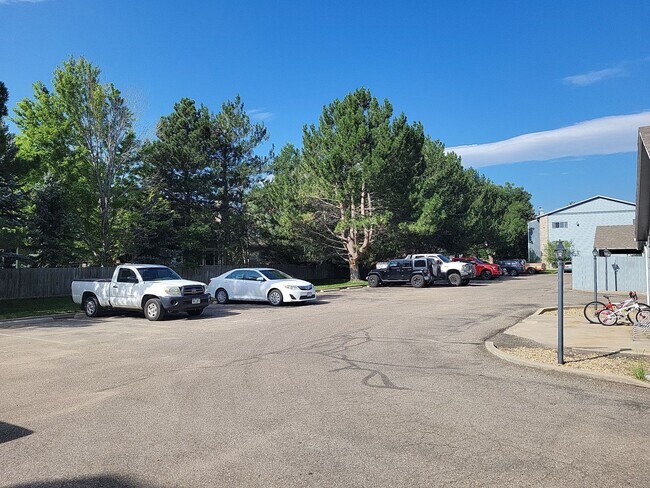 Building Photo - Fresh Boulder 1 Bedroom Condo for Rent wit...
